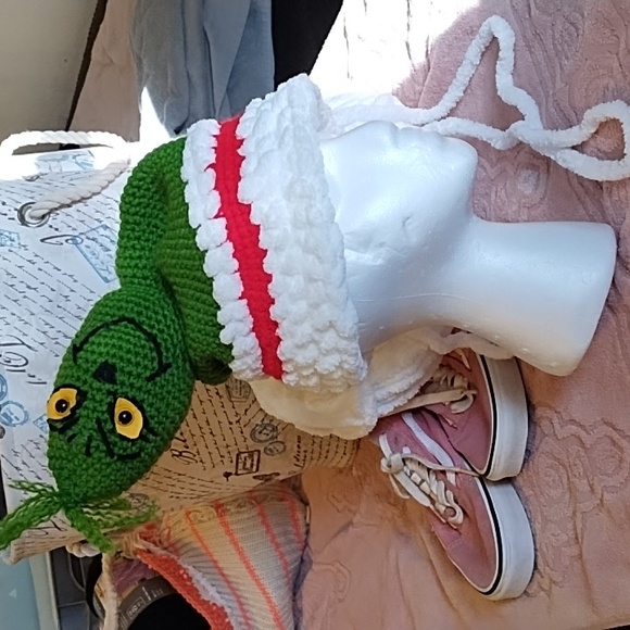 Grinch Hat Adults sz Handmade Crochet Soft stretchy Fun Christmas - Picture 4 of 5